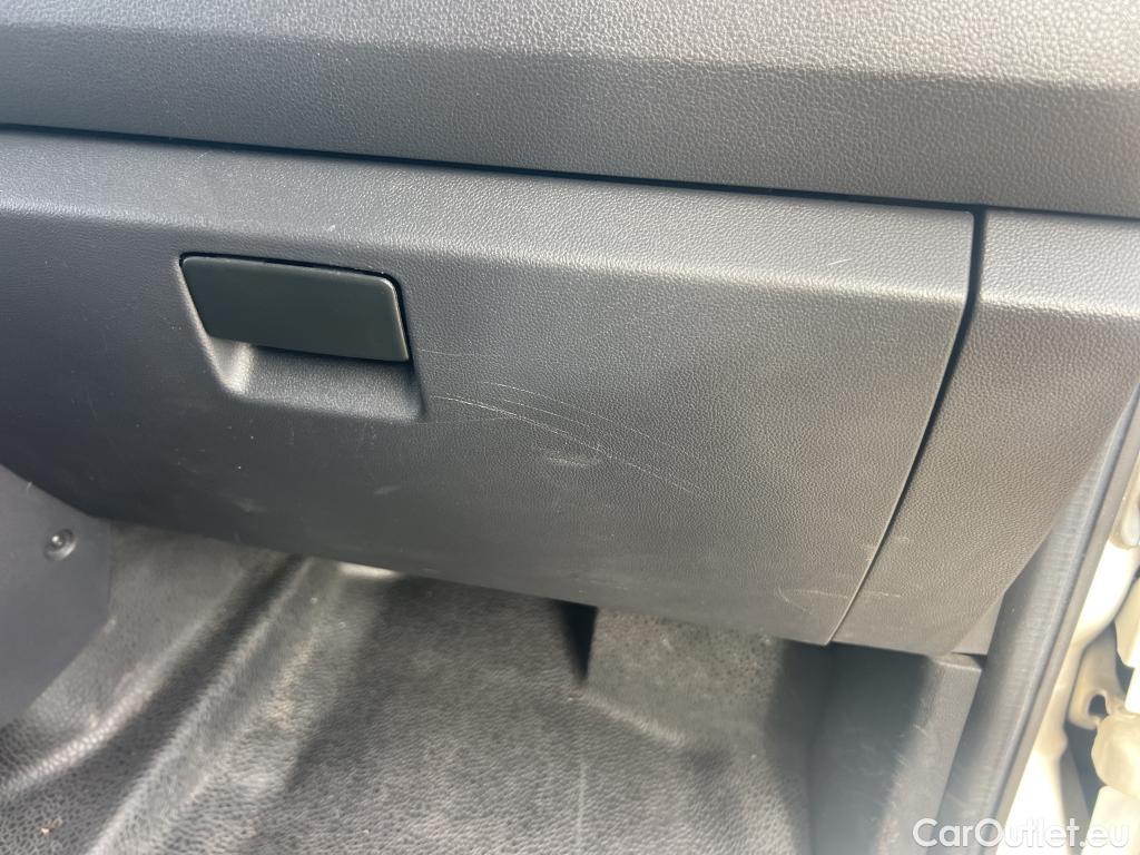  Renault  Master RENAULT TRUCKS UK  VU 4p 3G furgón FWD 3T5 E6 150CV L2H2 ISOTERMO + EQUIPO DE FRIO #29