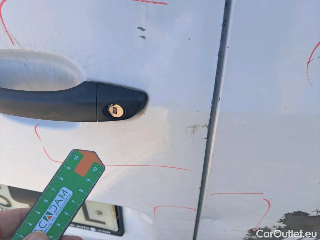  Peugeot  Partner PEUGEOT  / 2015 / 3P / furgón derivado de turismo Furgón Confort L1 BlueHDi 73KW (100CV) #15