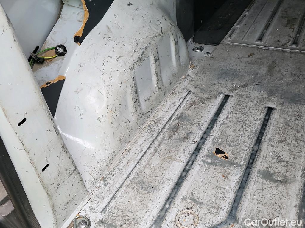  Peugeot  Expert PEUGEOT  / 2016 / 4P / furgón Furgón BlueHDi 100 S&S 6v Standard #13