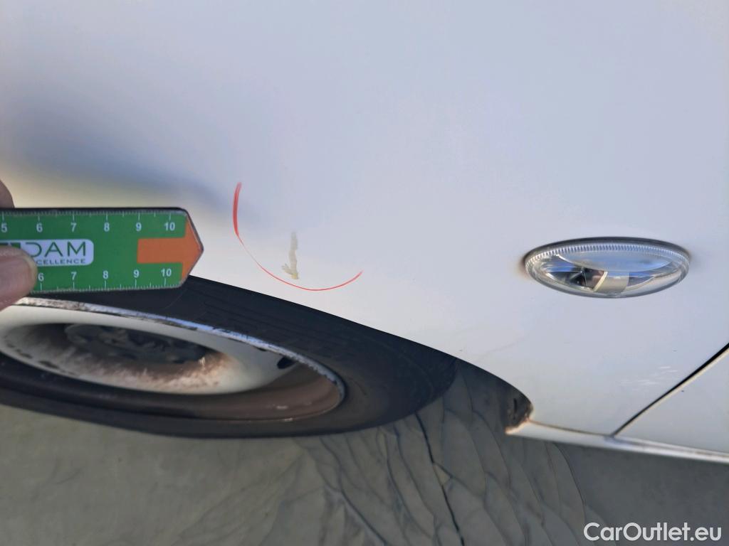  Peugeot  Partner PEUGEOT  / 2015 / 3P / furgón derivado de turismo Furgón Confort L1 BlueHDi 73KW (100CV) #78