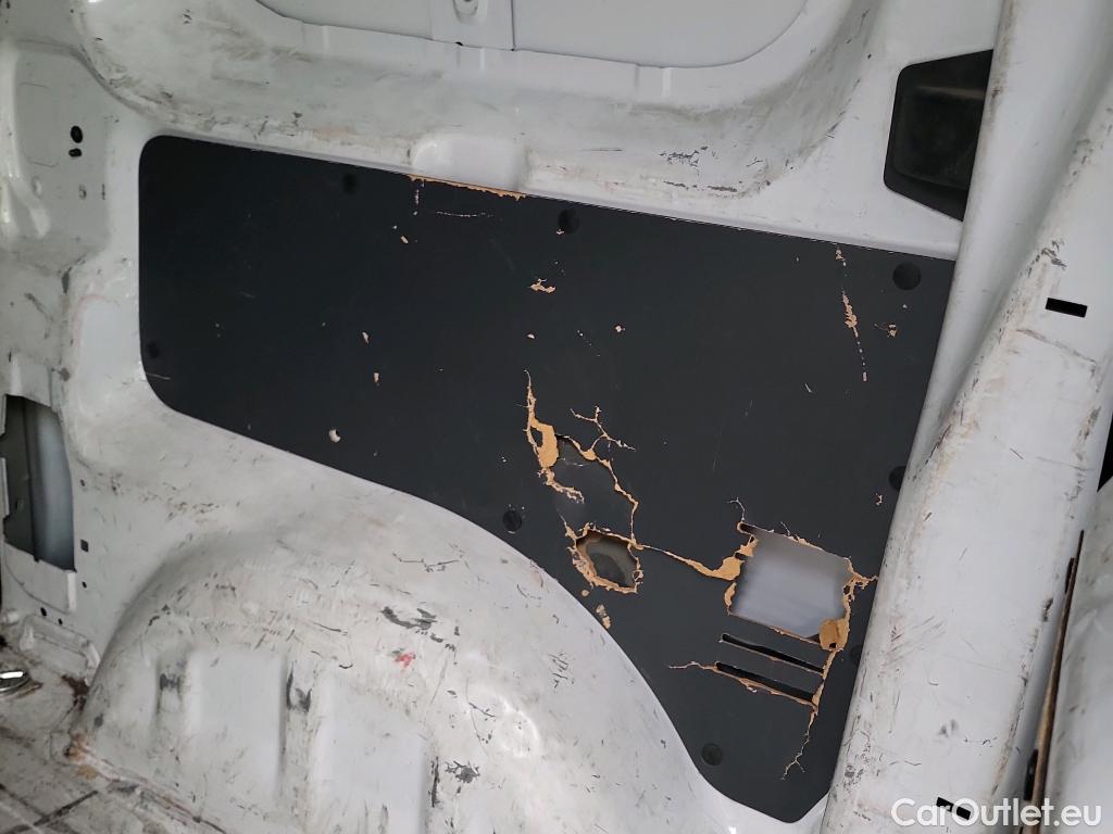  Peugeot  Expert PEUGEOT  / 2016 / 4P / furgón Furgón BlueHDi 100 S&S 6v Standard #9