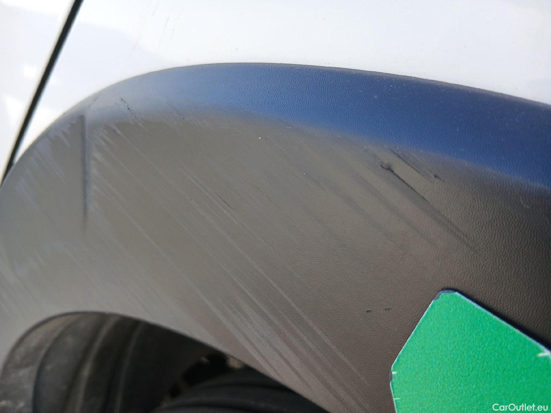  Peugeot  RIFTER PEUGEOT  / 2018 / 5P / monovolumen compacto Active Standard BlueHDi 73kW #18