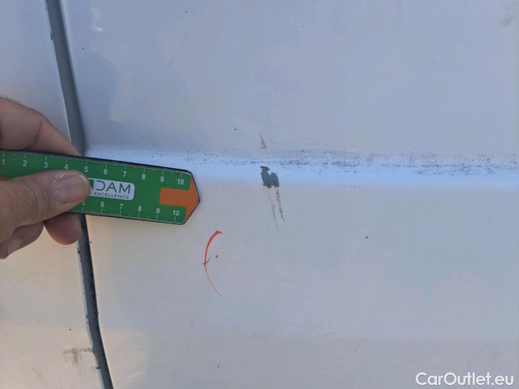  Peugeot  Partner PEUGEOT  / 2015 / 3P / furgón derivado de turismo Furgón Confort L1 BlueHDi 73KW (100CV) #22