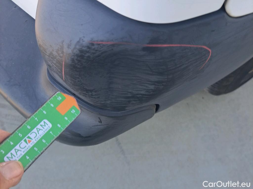  Peugeot  Partner PEUGEOT  / 2015 / 3P / furgón derivado de turismo Furgón Confort L1 BlueHDi 73KW (100CV) #47