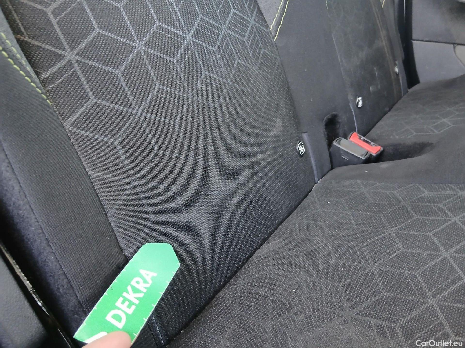  Peugeot  RIFTER PEUGEOT  / 2018 / 5P / monovolumen compacto Active Standard BlueHDi 73kW #54