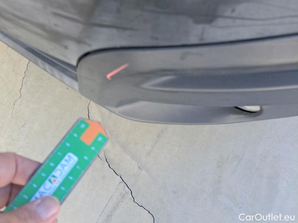  Peugeot  Partner PEUGEOT  / 2015 / 3P / furgón derivado de turismo Furgón Confort L1 BlueHDi 73KW (100CV) #84