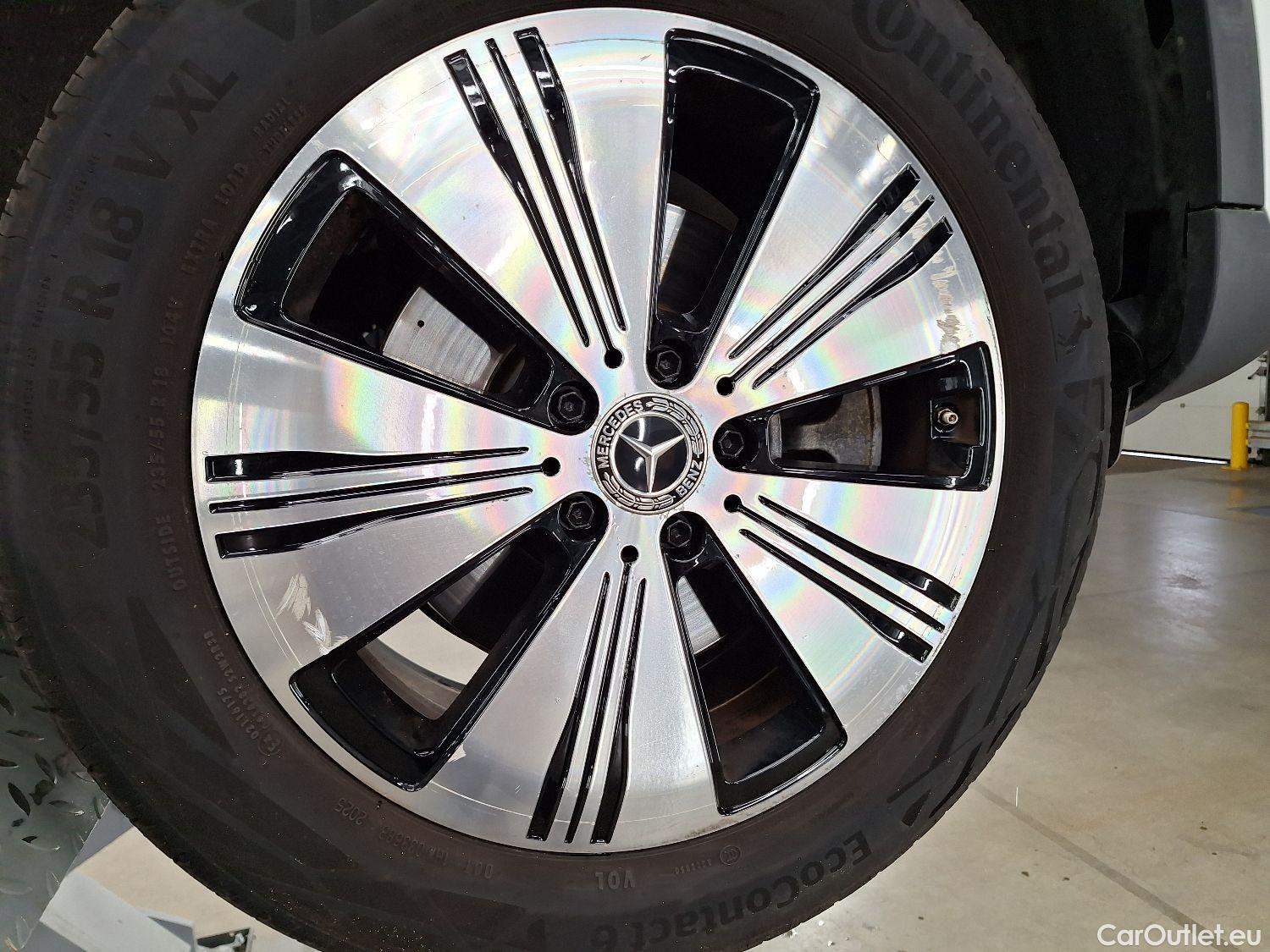  Mercedes  EQA Mercedes,  '21 BEV, Mercedes-Benz   250 5d #1