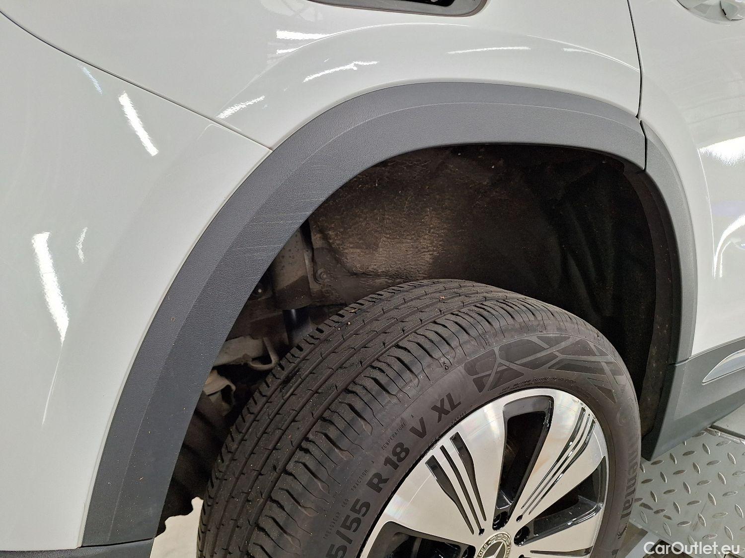  Mercedes  EQA Mercedes,  '21 BEV, Mercedes-Benz   250 5d #48