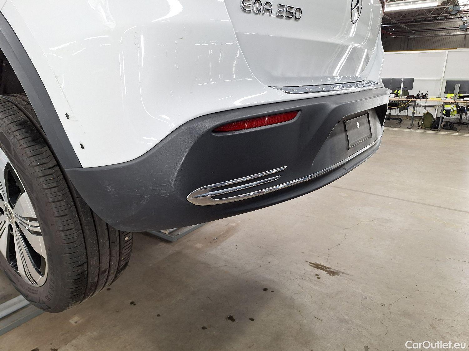  Mercedes  EQA Mercedes,  '21 BEV, Mercedes-Benz   250 5d #27