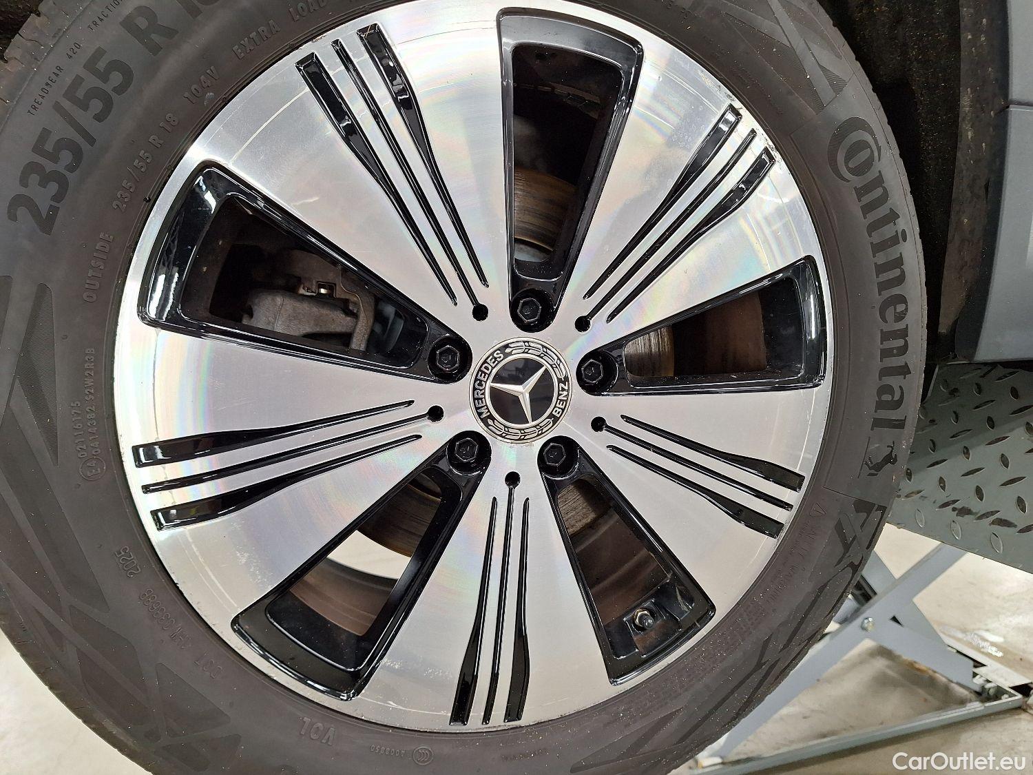  Mercedes  EQA Mercedes,  '21 BEV, Mercedes-Benz   250 5d #3