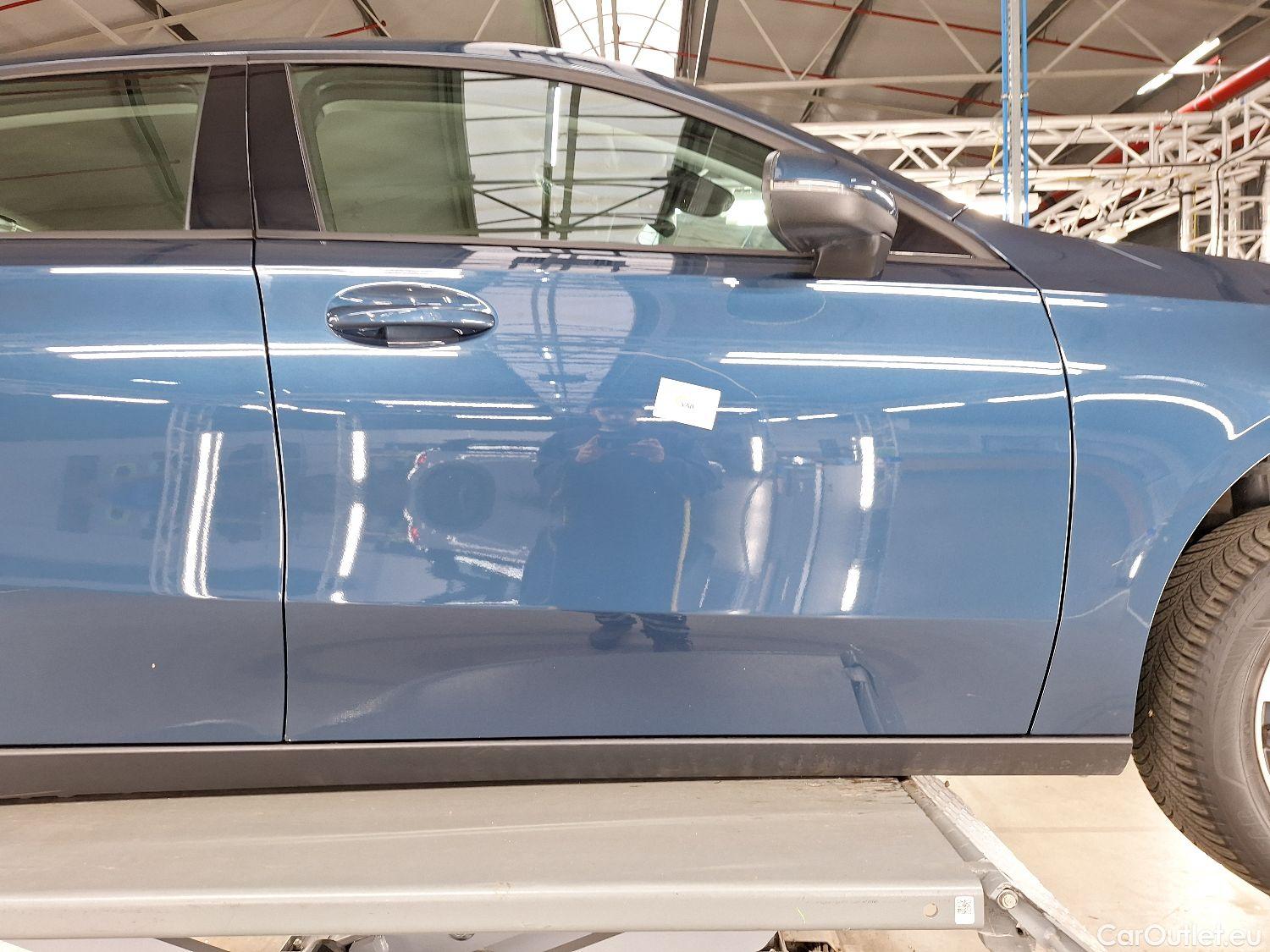  Mercedes  A-Klasse Mercedes, A-Class Berline '18, Mercedes-Benz  Limousine A 180 d DCT Busin #12