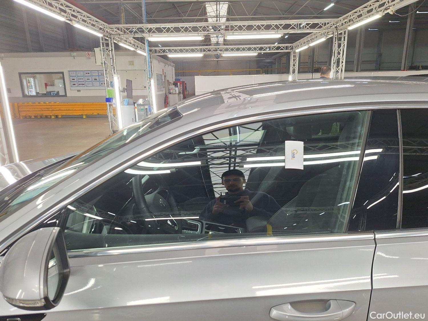  Volkswagen  Arteon VW,  FL'20, Volkswagen  1.4 eHybrid DSG R-Line 5d #3