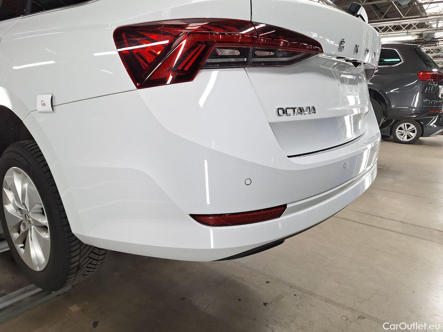  Skoda  Octavia Skoda,  Combi '20, Skoda  Combi 2.0 CRTDI 85kW Ambition 5d #3