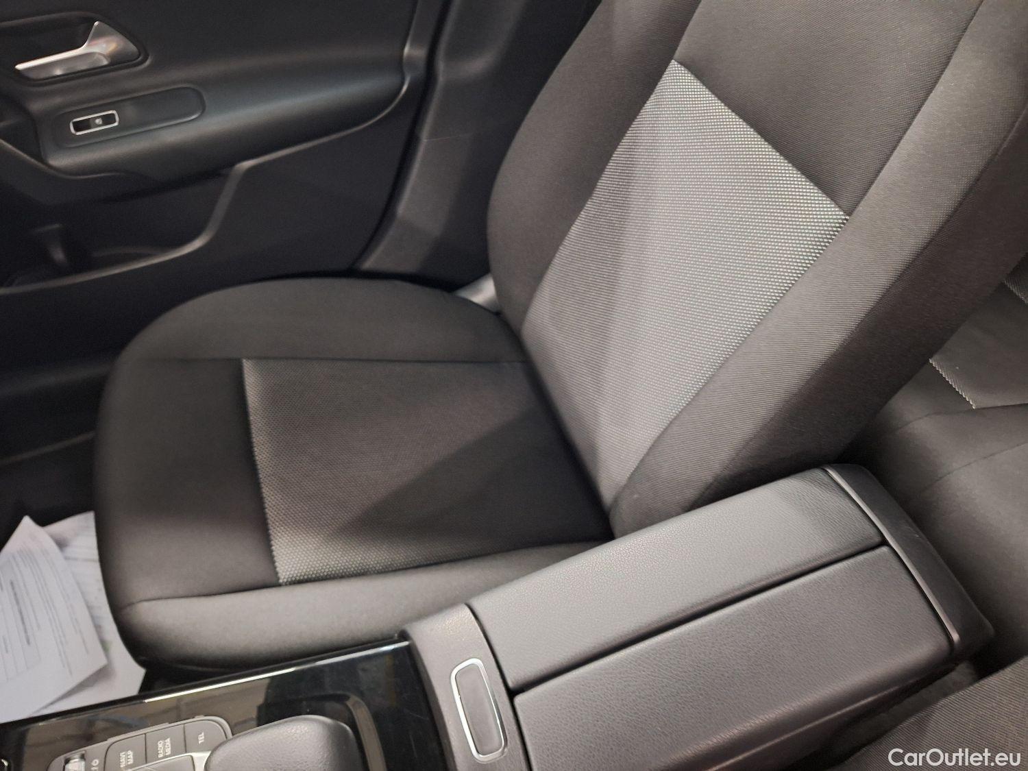  Mercedes  CLA-Klasse Mercedes, CLA-Class SB '19, Mercedes-Benz CLA Shooting Brake CLA 180 Business  #13