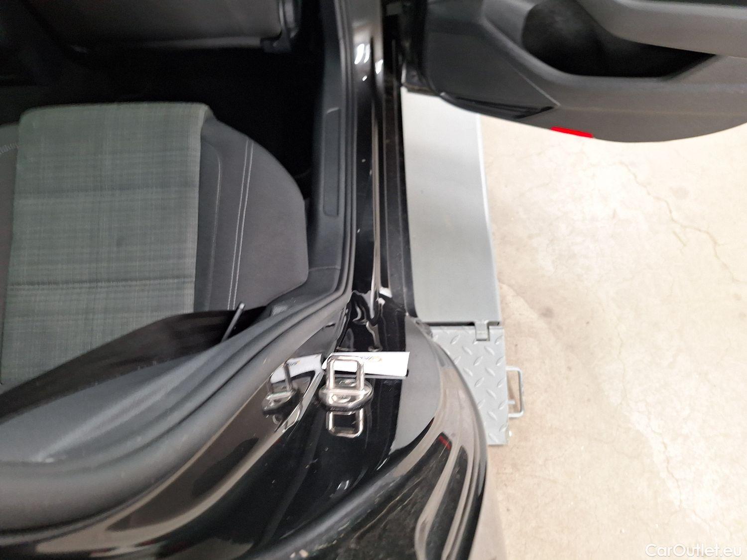  Volkswagen  Passat VW,  Variant FL'19, Volkswagen  Variant 2.0 TDI SCR 110kW Style  #14