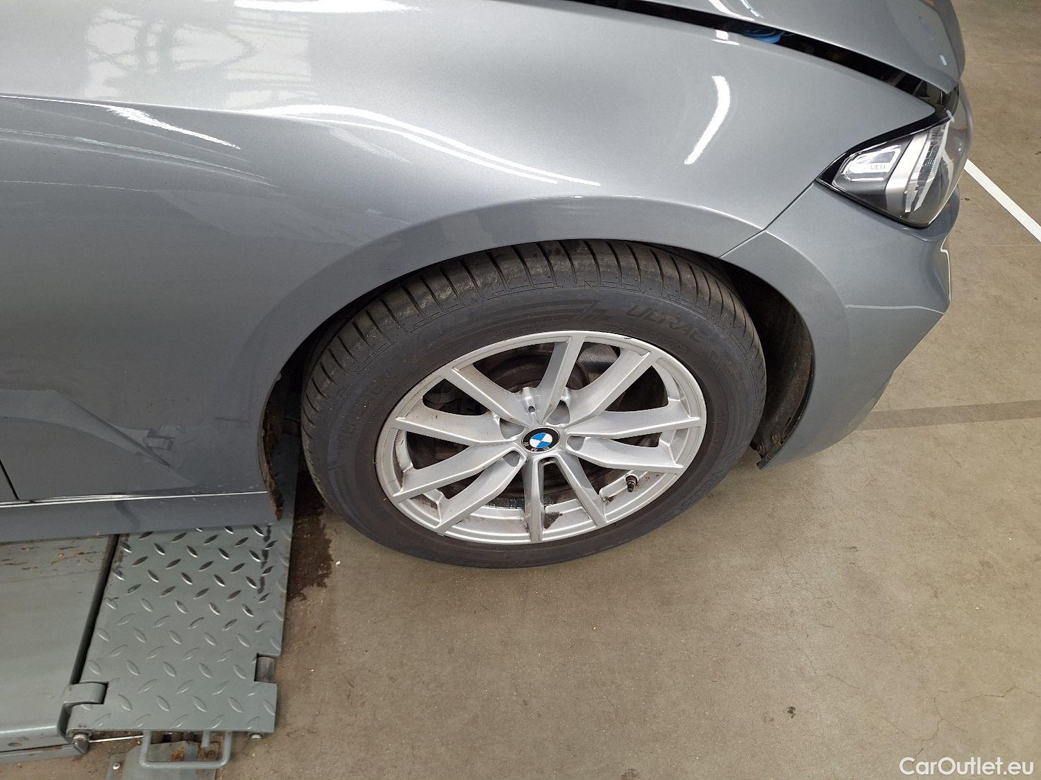  Bmw  Serie 3 BMW, 3-serie Touring '18, BMW 3 Reeks Touring 318dA (100 kW) 5d #21