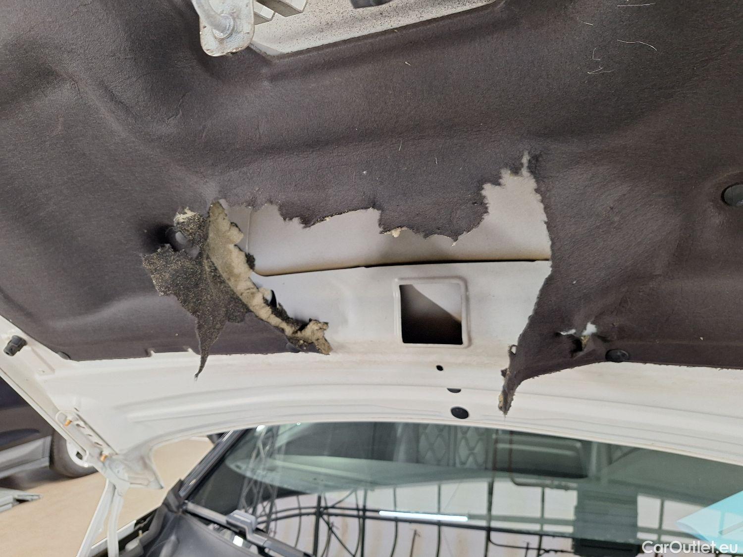  Peugeot  3008 Peugeot,  '16, Peugeot  1.5 BlueHDi 96kW S&S EAT8 GT Line 5d #17