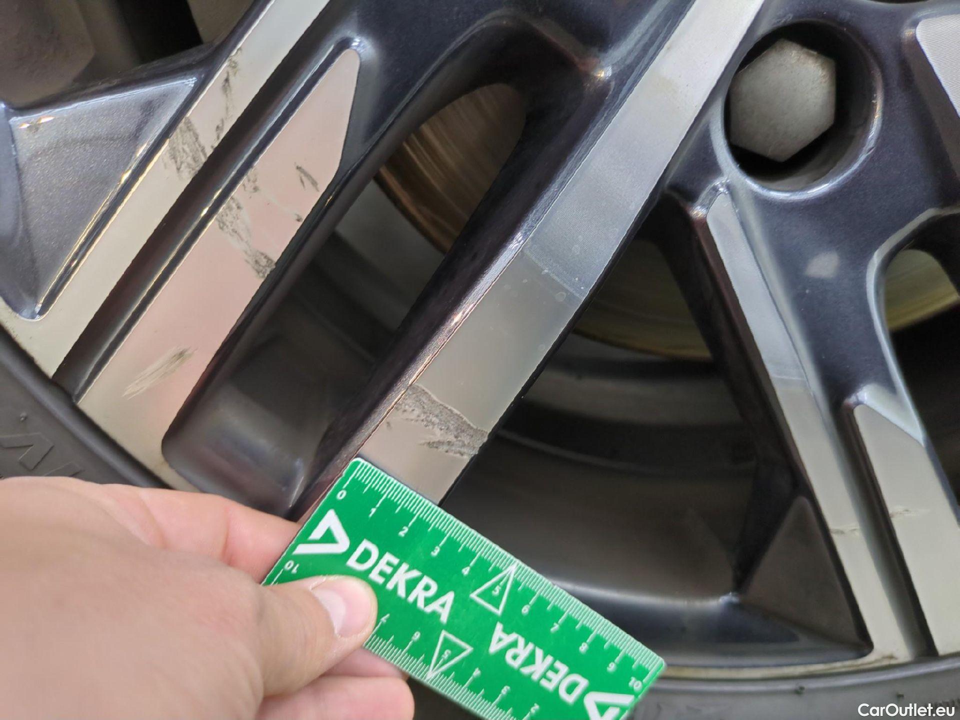  Peugeot  208  Allure Pack 1.2 PureTech 100CV BVA8 E6d #16