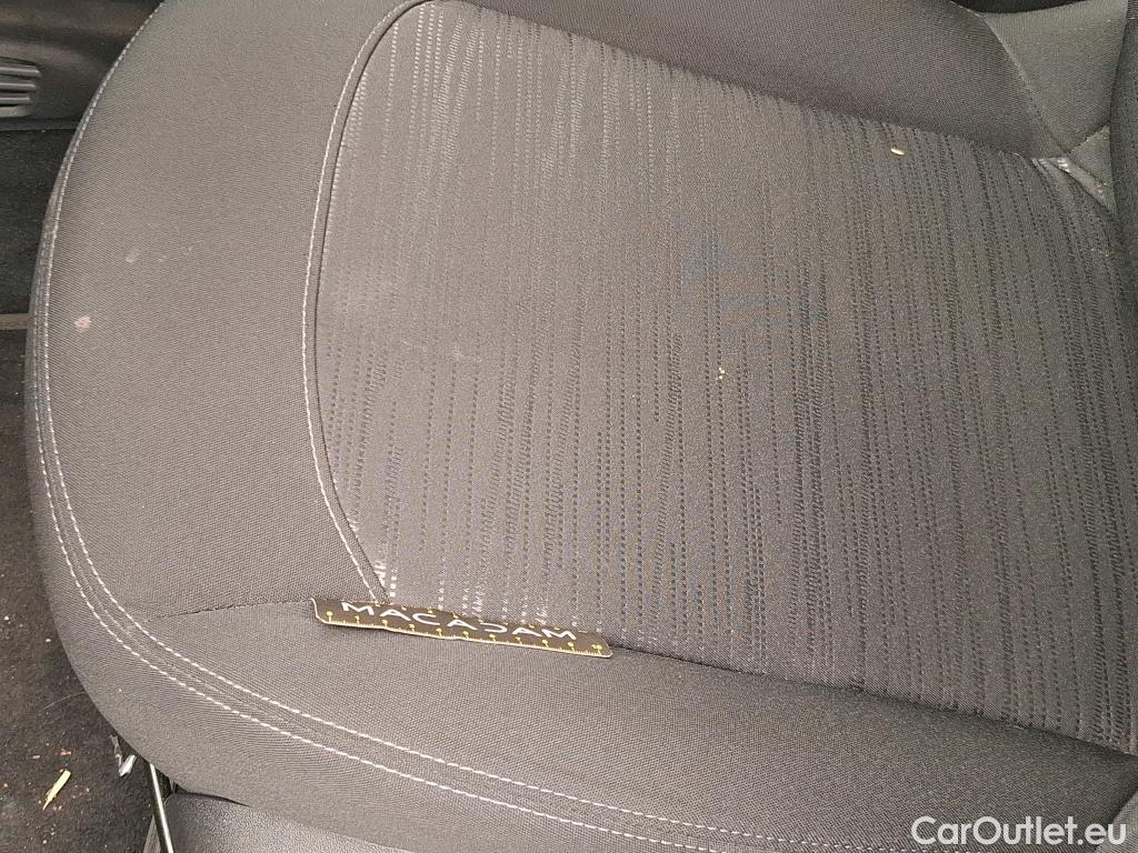  Peugeot  208  Affaire Premium 1.5 HDi 100CV BVM5 E6dT #58