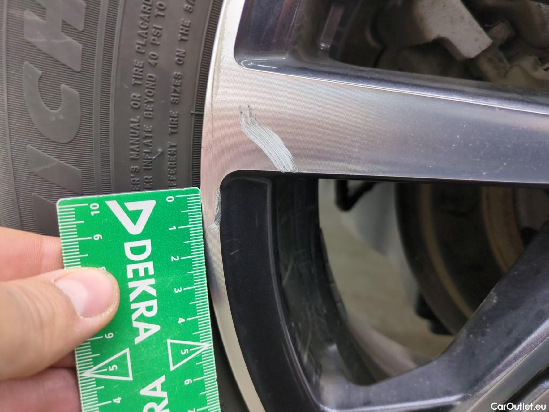  Peugeot  208  Allure Pack 1.2 PureTech 100CV BVA8 E6d #20