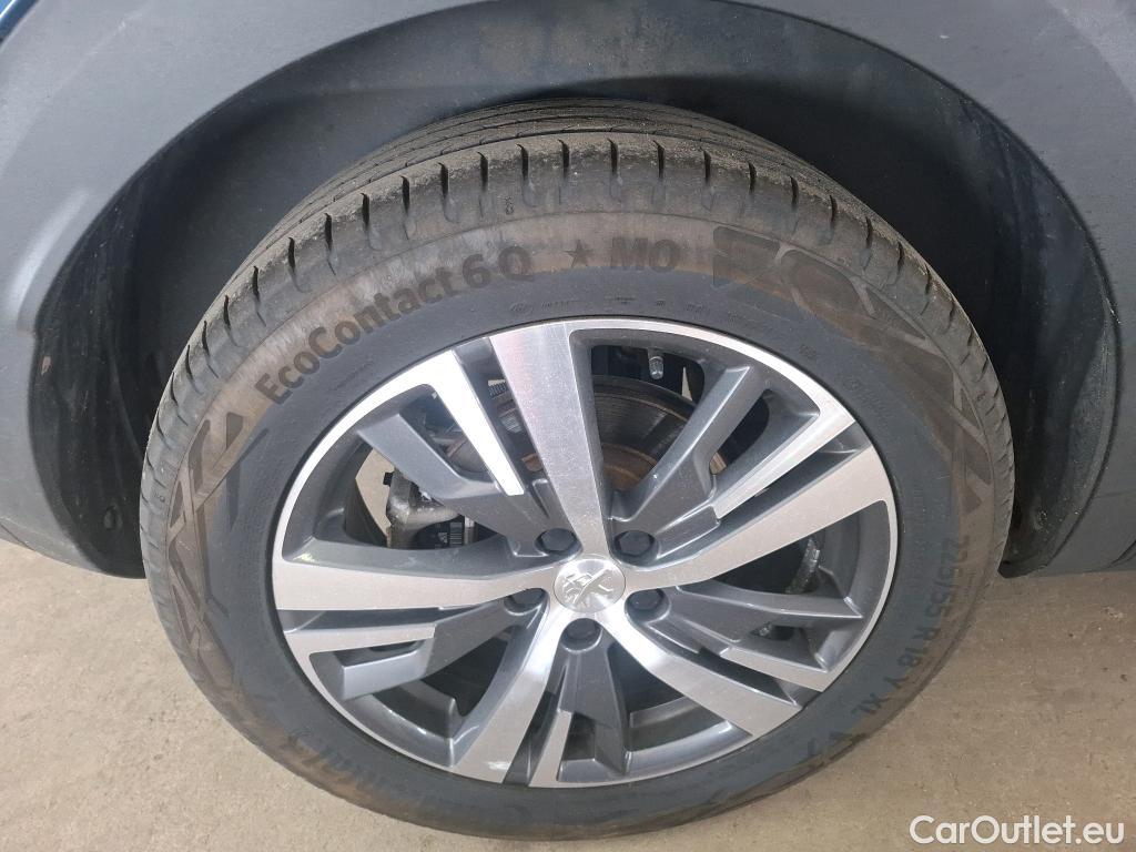  Peugeot  3008  Allure Pack 1.5 HDi 130CV BVA8 E6d #23