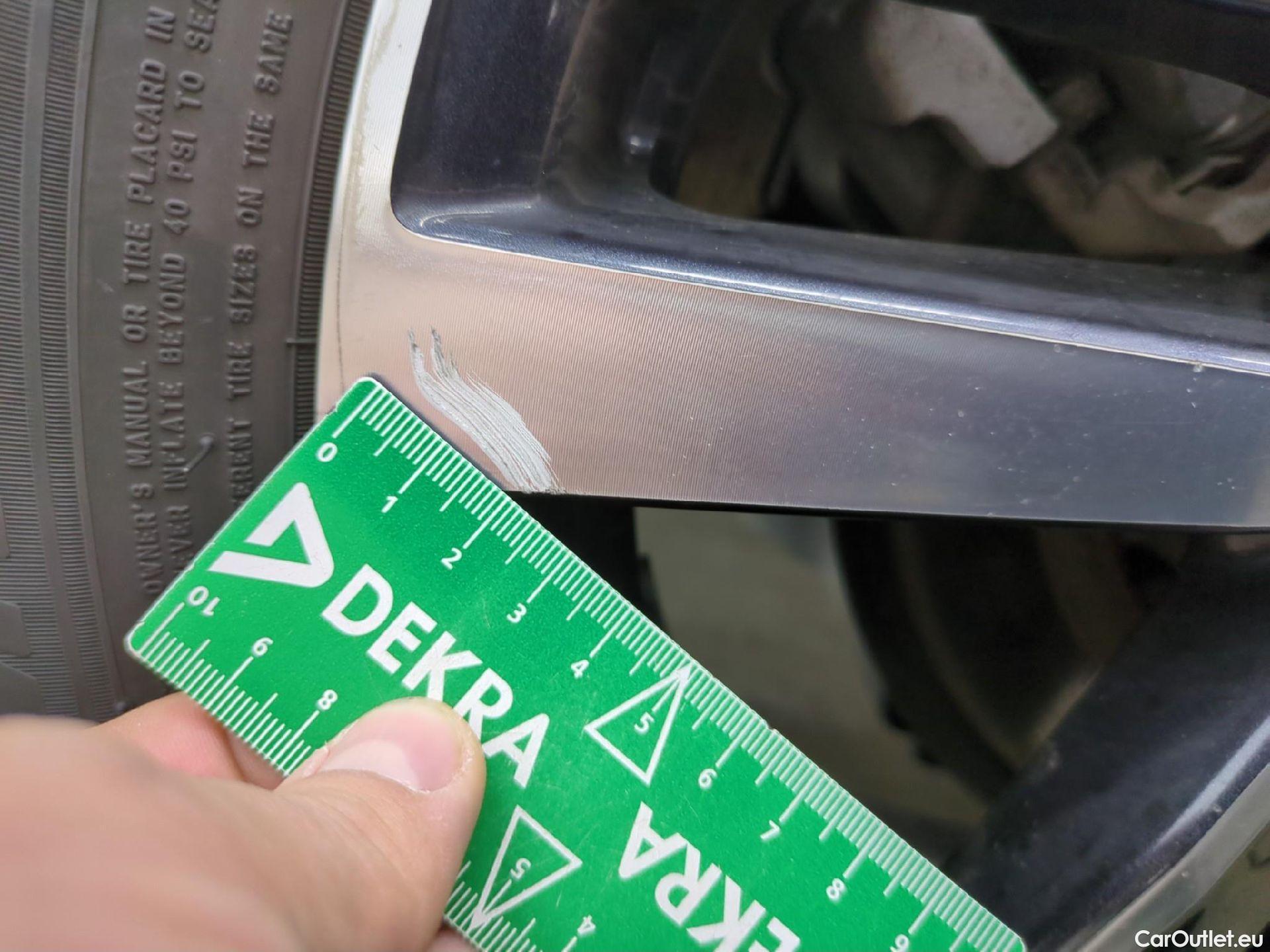  Peugeot  208  Allure Pack 1.2 PureTech 100CV BVA8 E6d #18