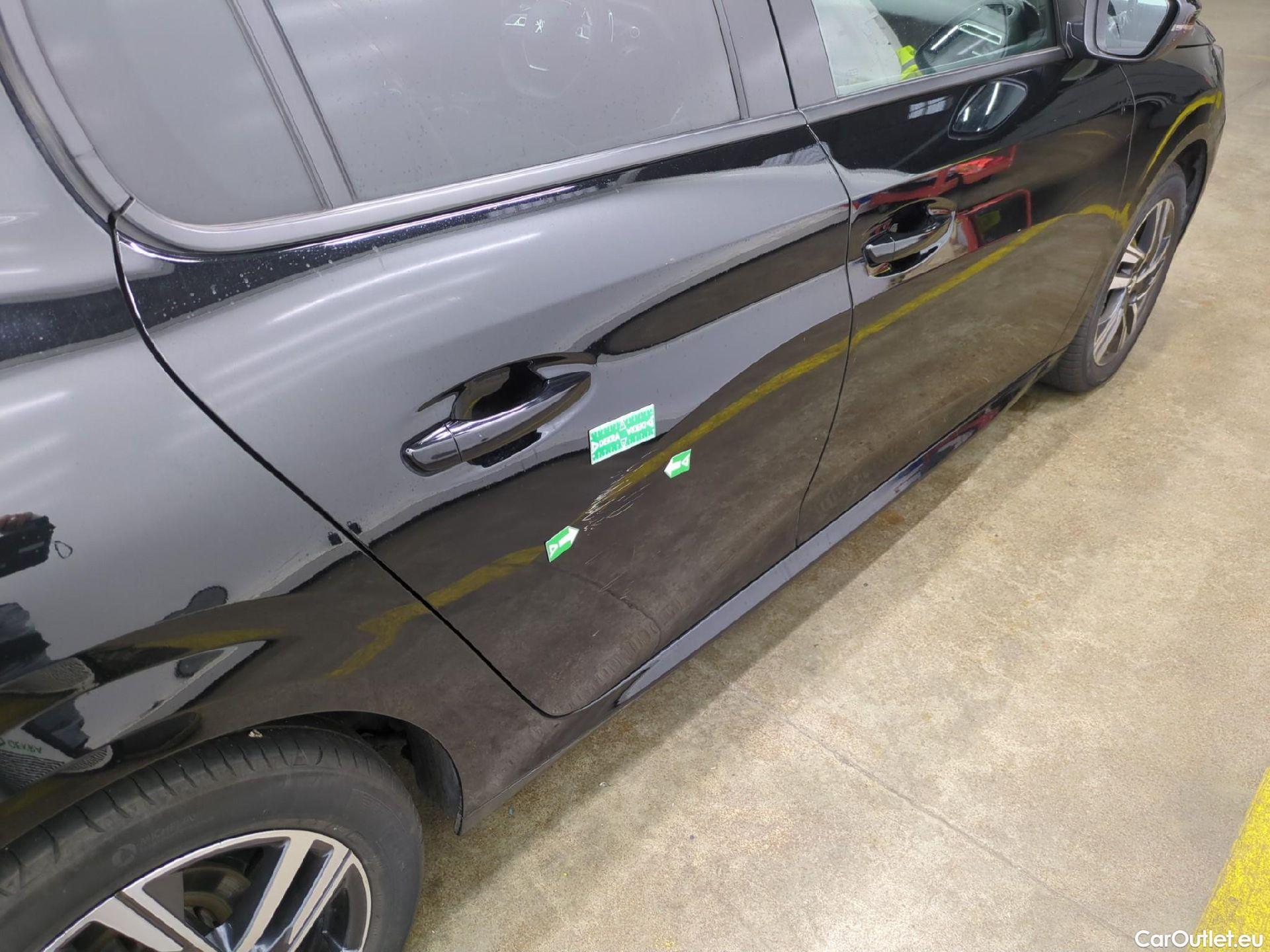  Peugeot  208  Allure Pack 1.2 PureTech 100CV BVA8 E6d #26