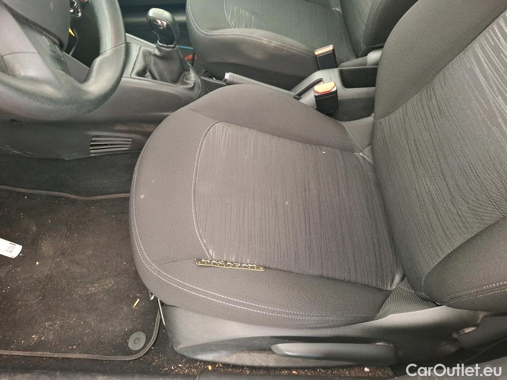  Peugeot  208  Affaire Premium 1.5 HDi 100CV BVM5 E6dT #57