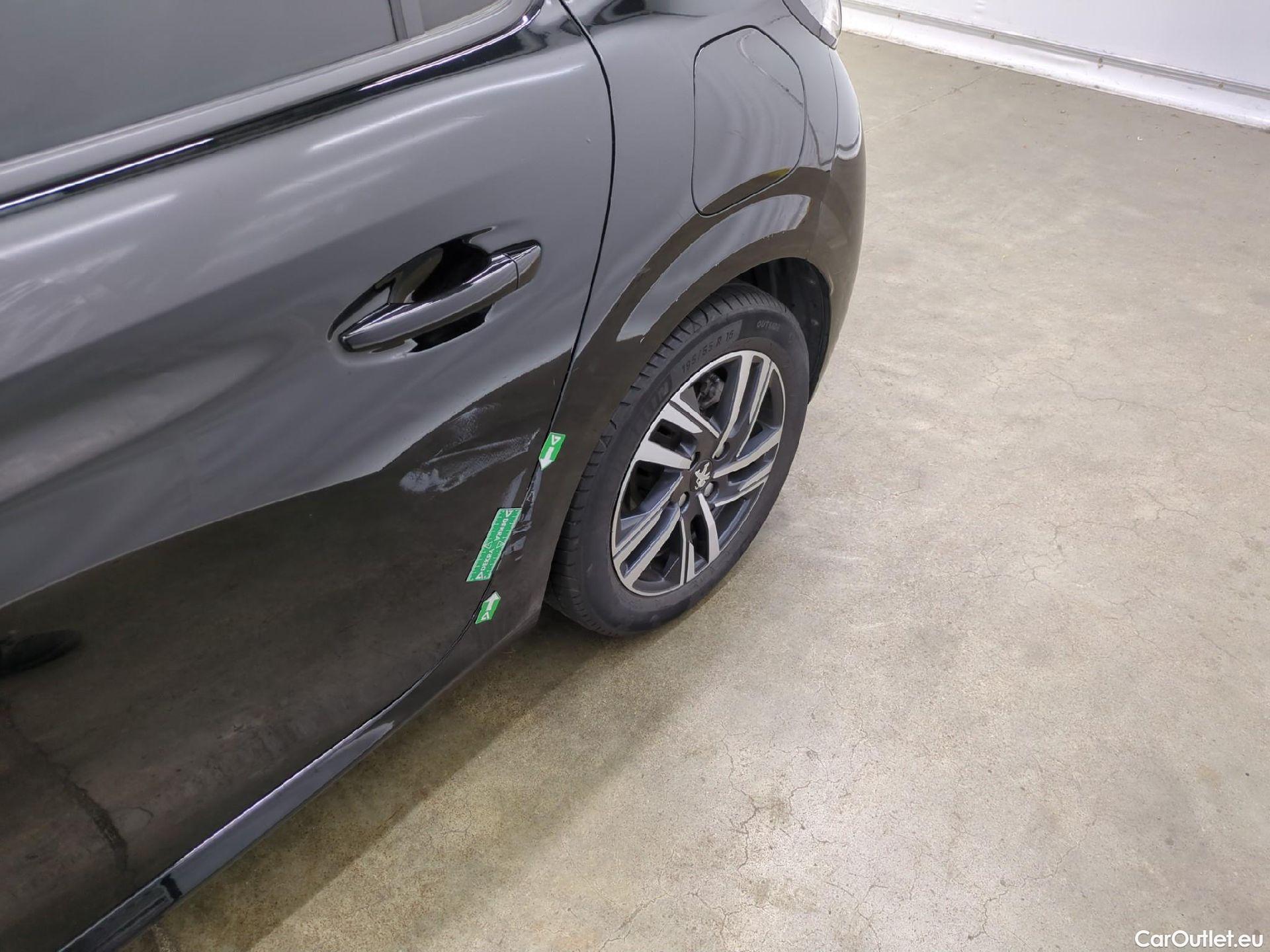  Peugeot  208  Allure Pack 1.2 PureTech 100CV BVA8 E6d #53