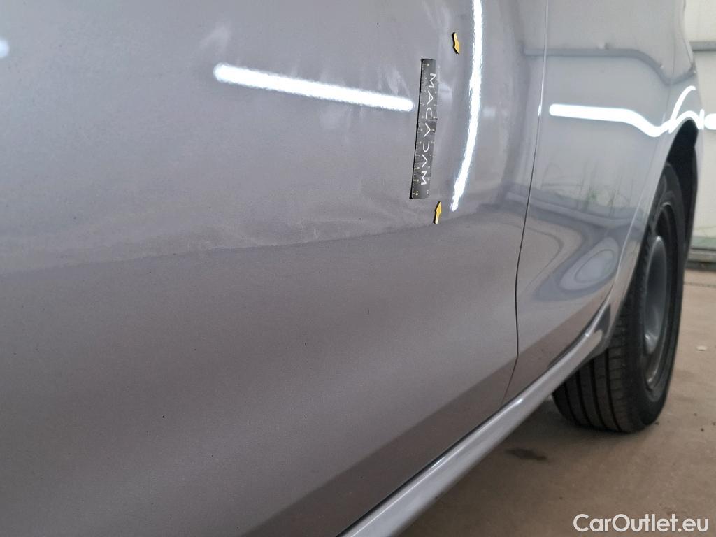  Peugeot  208  Affaire Premium 1.5 HDi 100CV BVM5 E6dT #31