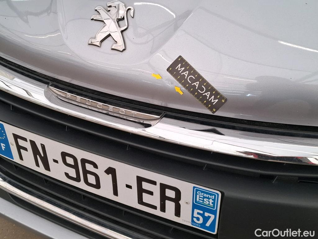  Peugeot  208  Affaire Premium 1.5 HDi 100CV BVM5 E6dT #42