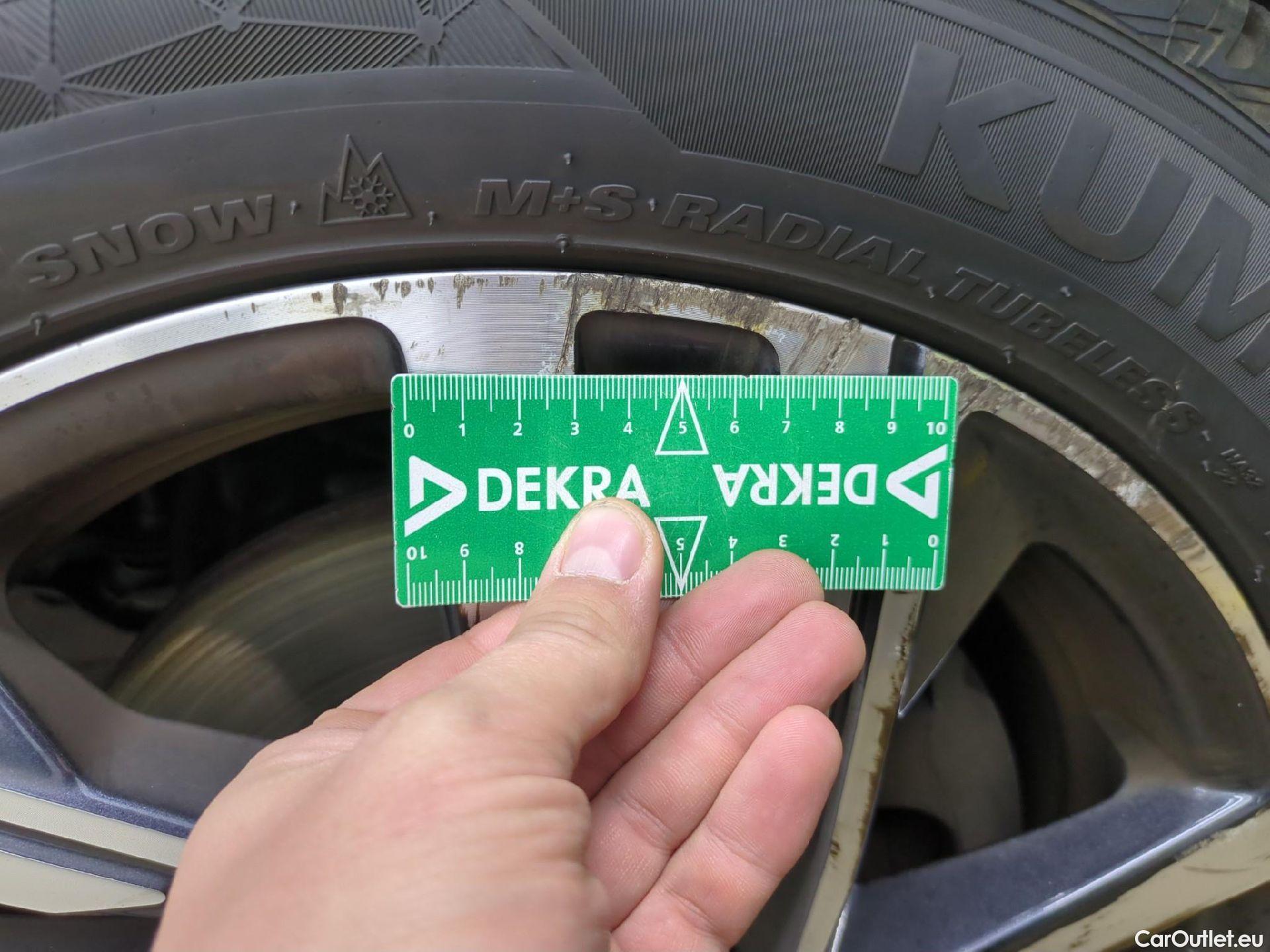  Peugeot  208  Allure Pack 1.2 PureTech 100CV BVA8 E6d #9