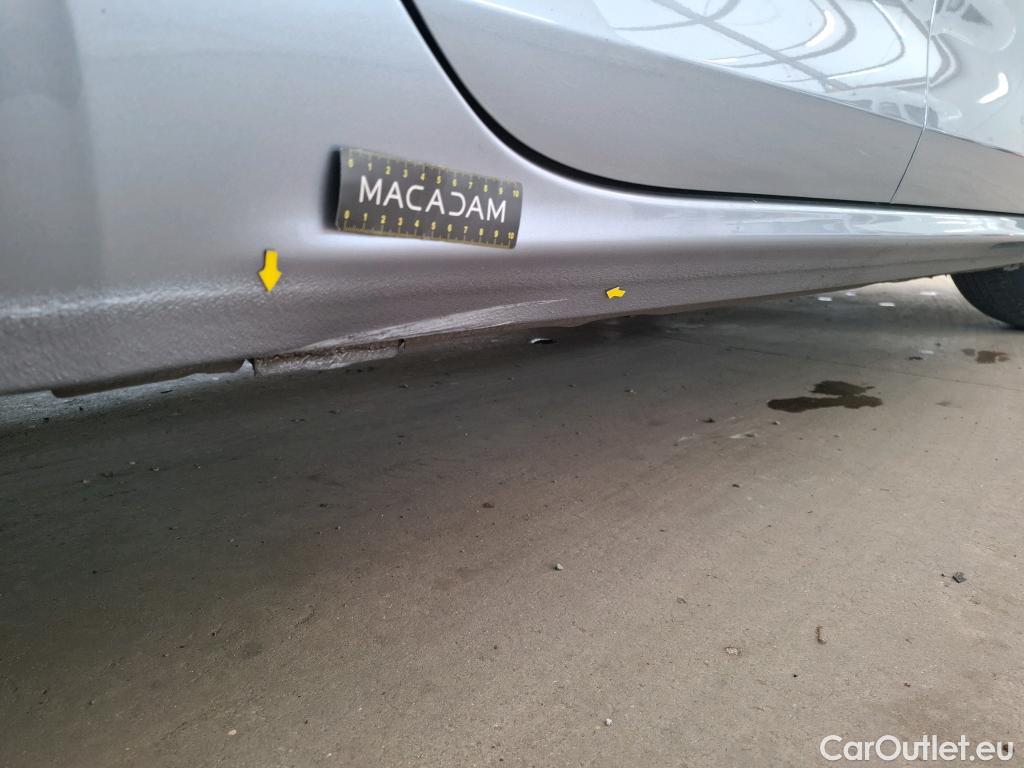  Peugeot  208  Affaire Premium 1.5 HDi 100CV BVM5 E6dT #22