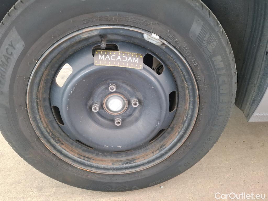  Peugeot  208  Affaire Premium 1.5 HDi 100CV BVM5 E6dT #54