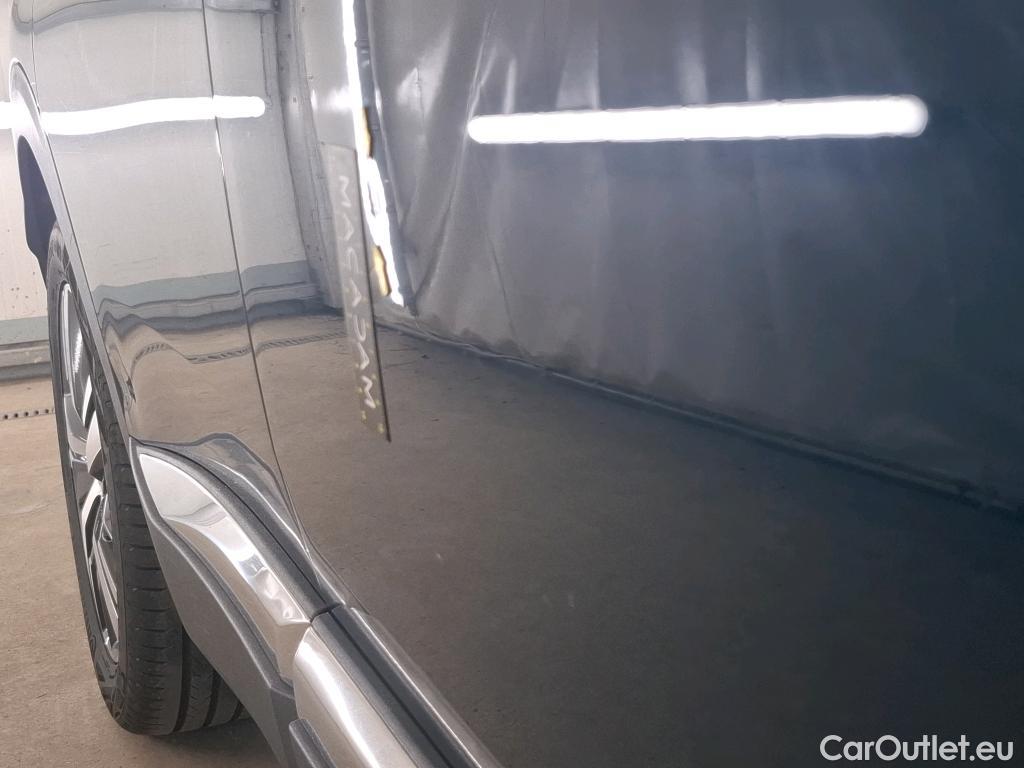  Peugeot  3008  Allure Pack 1.5 HDi 130CV BVA8 E6d #17