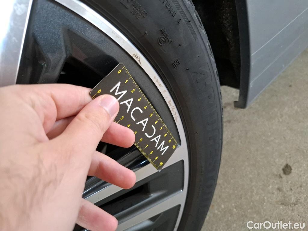  Bmw  Serie 1 BMW Série 1 / 2019 / 5P / Berline 116i DKG7 Business Design #25