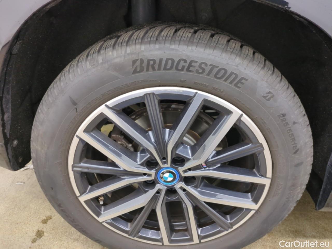  Bmw  X1 BMW  / 2022 / 5P / SUV xDrive25e M Sport DKG7 #4