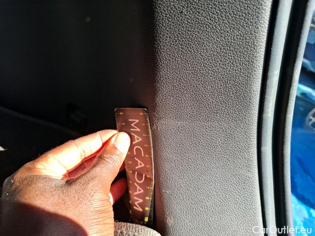  Hyundai  Santa Fe HYUNDAI  / 2020 / 5P / SUV 1.6 T-GDI 265 PHEV HTRAC EXECUTIVE AUTO #116