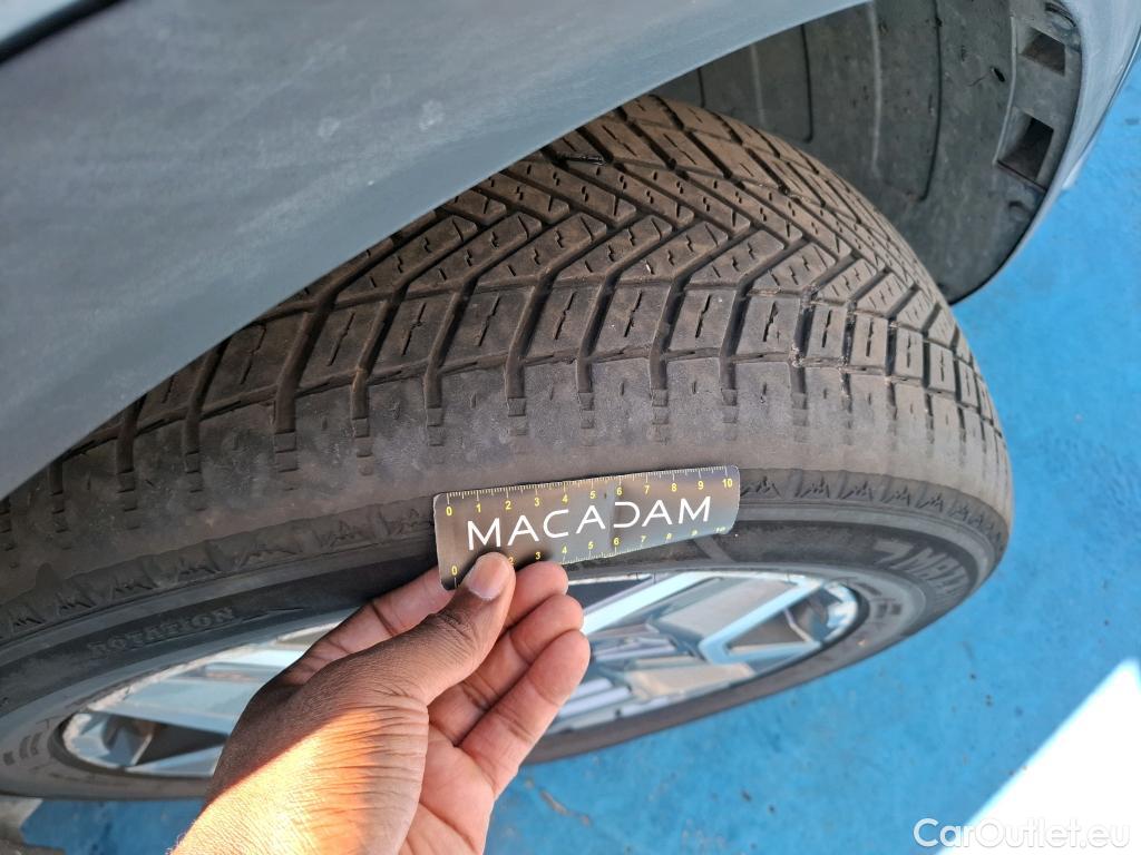  Hyundai  Santa Fe HYUNDAI  / 2020 / 5P / SUV 1.6 T-GDI 265 PHEV HTRAC EXECUTIVE AUTO #46