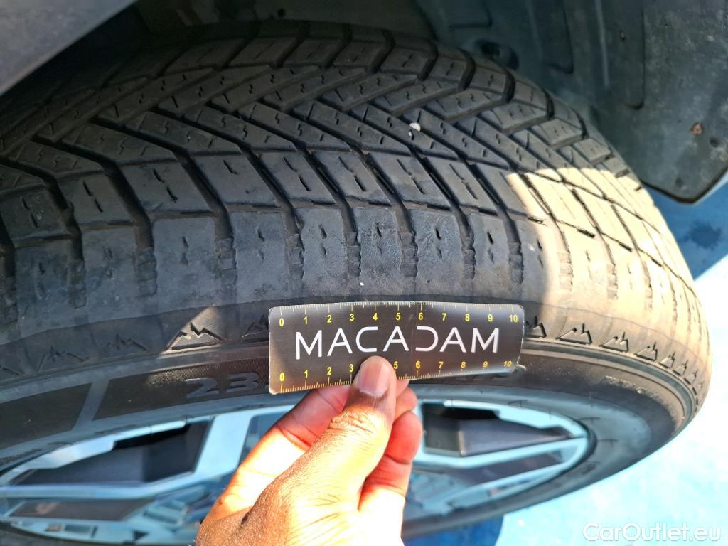  Hyundai  Santa Fe HYUNDAI  / 2020 / 5P / SUV 1.6 T-GDI 265 PHEV HTRAC EXECUTIVE AUTO #49