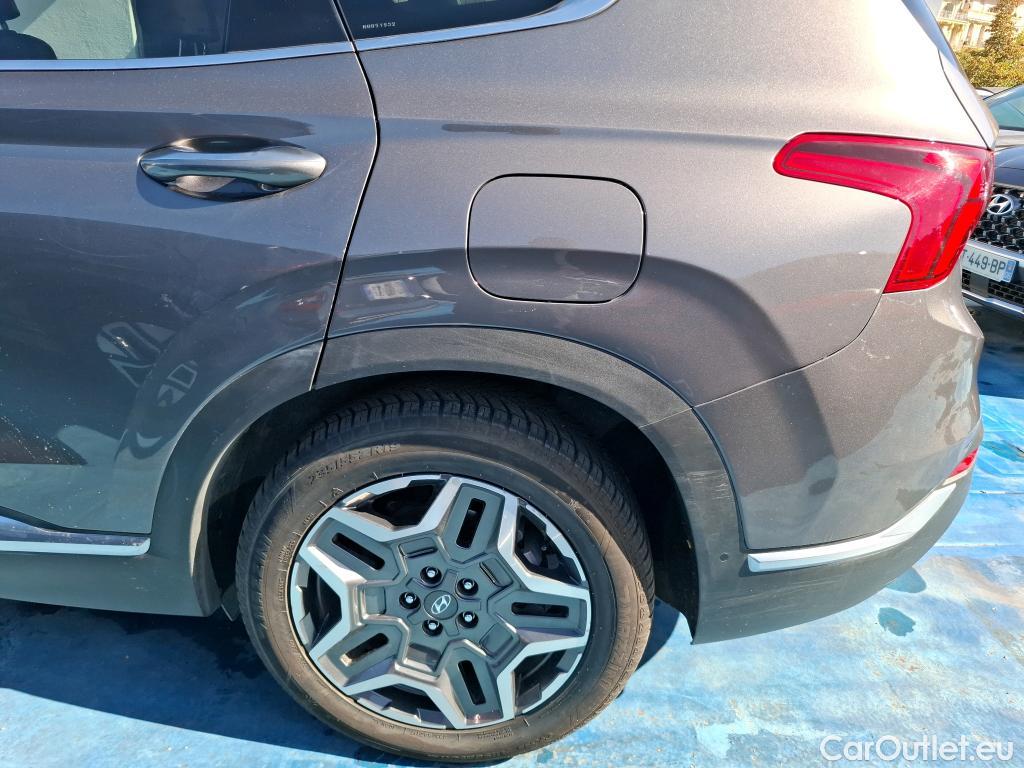  Hyundai  Santa Fe HYUNDAI  / 2020 / 5P / SUV 1.6 T-GDI 265 PHEV HTRAC EXECUTIVE AUTO #125