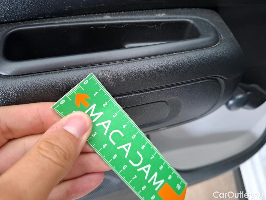  Citroen  C3  Société Feel 1.5 BlueHDI 100CV BVM6 E6dT #8