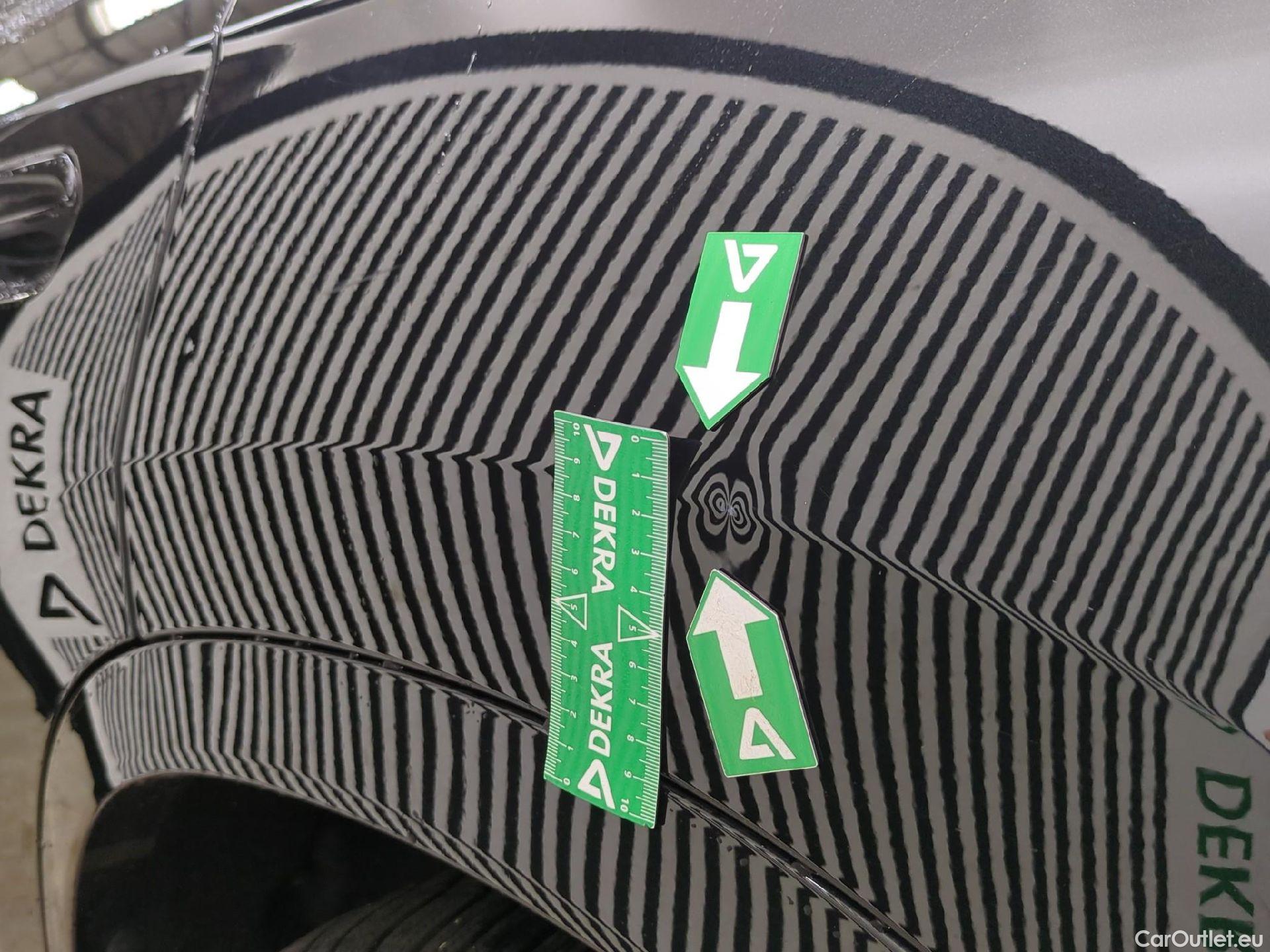  Bmw  X1 BMW  / 2022 / 5P / SUV xDrive25e M Sport DKG7 #24