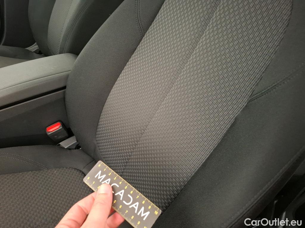  Bmw  Serie 1 BMW Série 1 / 2019 / 5P / Berline 116i DKG7 Business Design #18