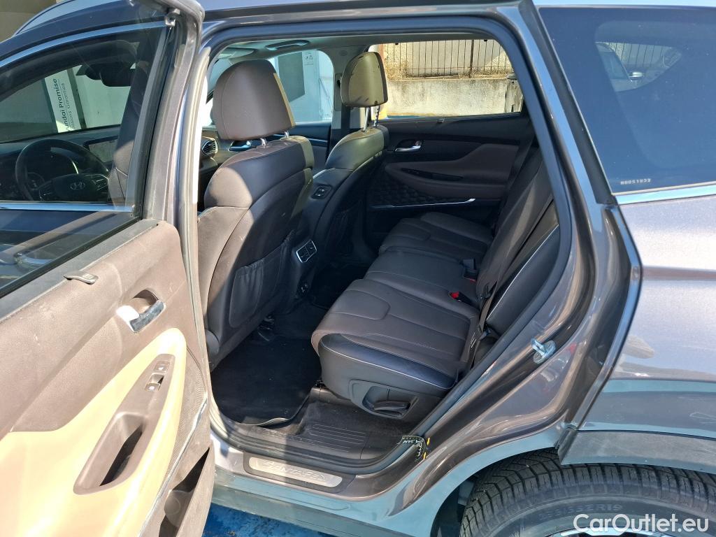  Hyundai  Santa Fe HYUNDAI  / 2020 / 5P / SUV 1.6 T-GDI 265 PHEV HTRAC EXECUTIVE AUTO #152