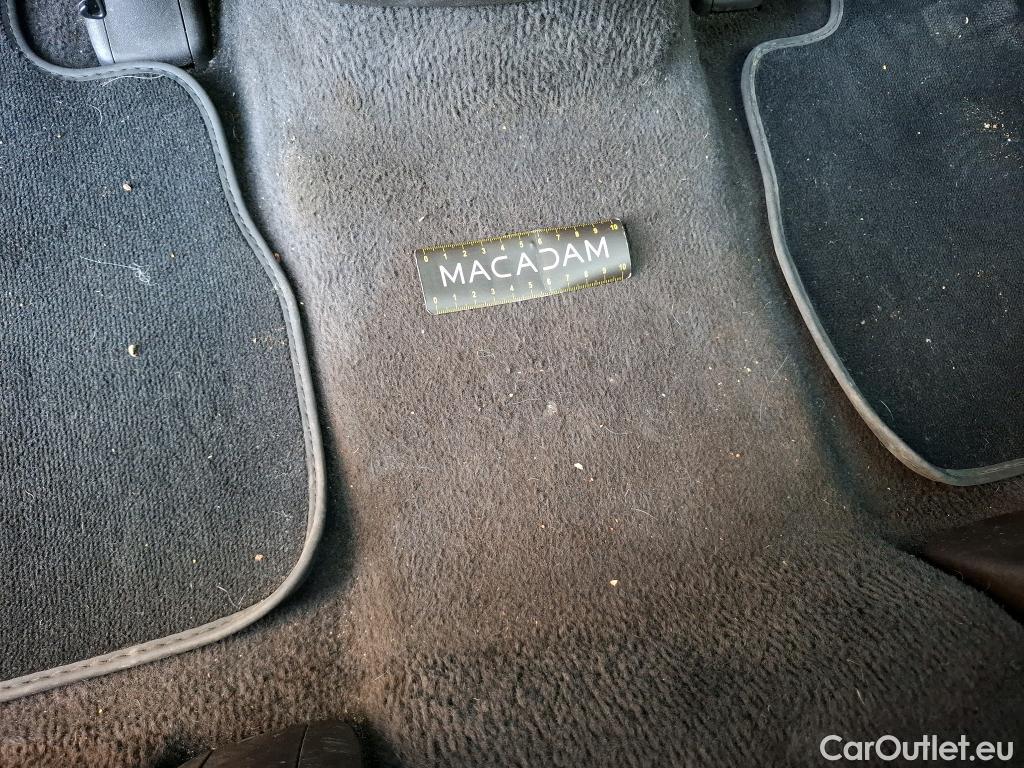  Hyundai  Santa Fe HYUNDAI  / 2020 / 5P / SUV 1.6 T-GDI 265 PHEV HTRAC EXECUTIVE AUTO #121