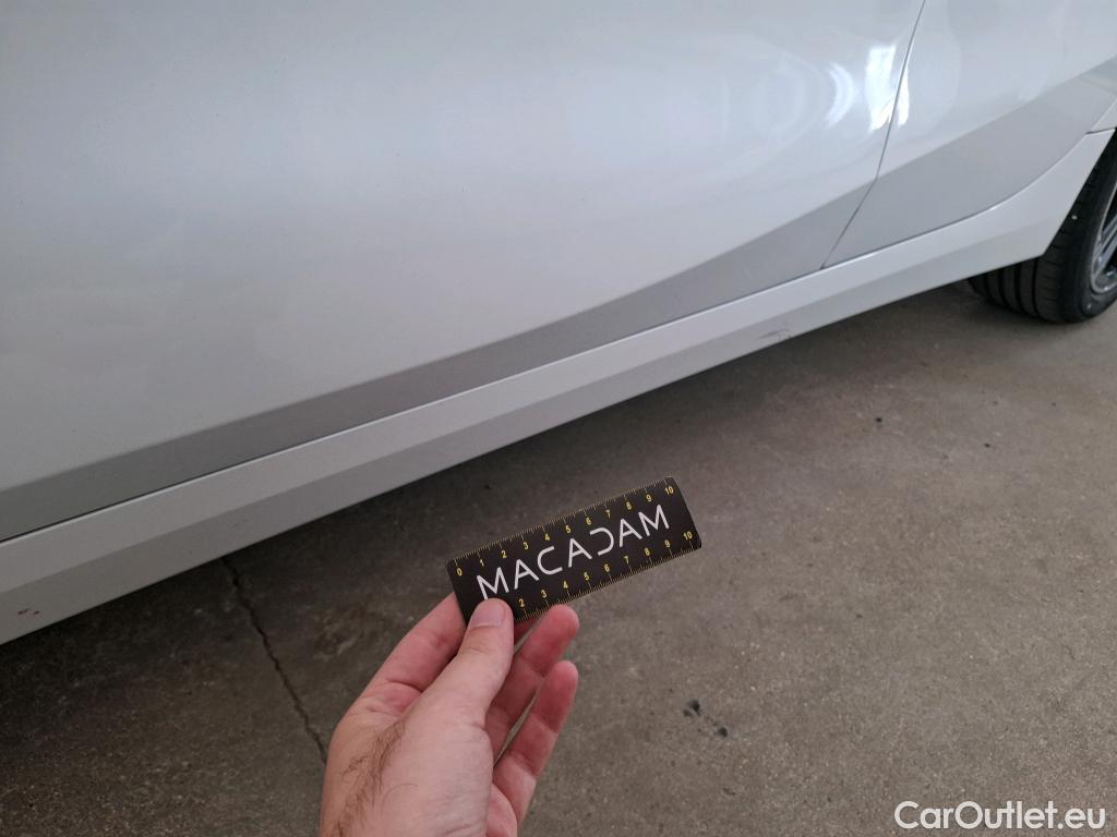  Bmw  Serie 1 BMW Série 1 / 2019 / 5P / Berline 116i DKG7 Business Design #19