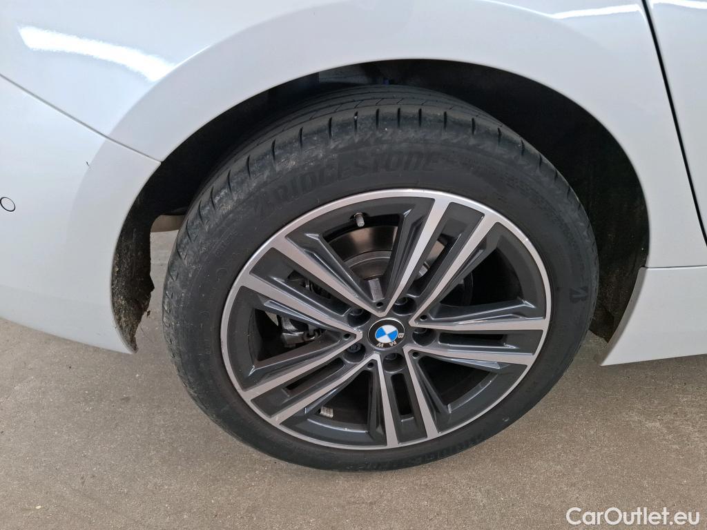  Bmw  Serie 1 BMW Série 1 / 2019 / 5P / Berline 116i DKG7 Business Design #1