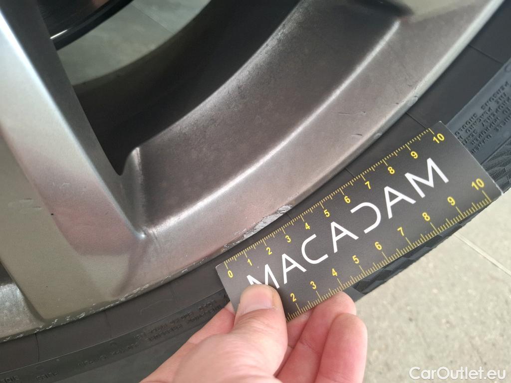  Lexus  NX LEXUS  / 2017 / 5P / SUV 2.5 300H Luxe 4WD AUTO #17