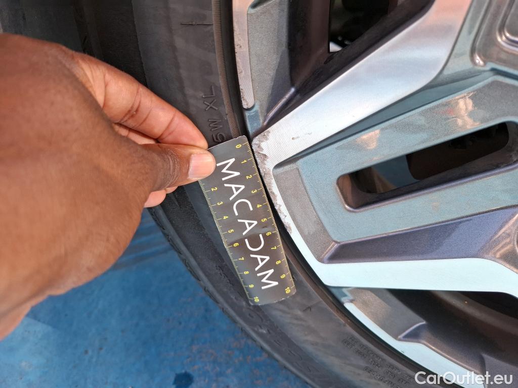  Hyundai  Santa Fe HYUNDAI  / 2020 / 5P / SUV 1.6 T-GDI 265 PHEV HTRAC EXECUTIVE AUTO #56